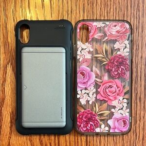 iPhone XS Max Floral Pattern Phone Case and Black Card Holder Phone Case